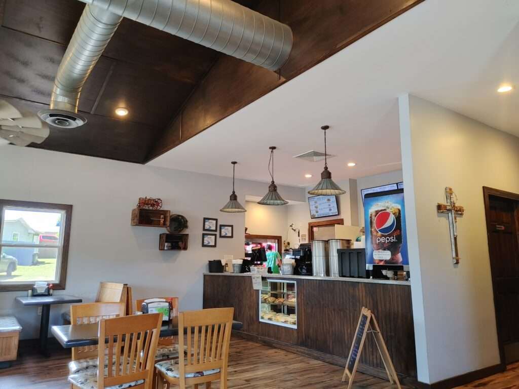 Big Chic of Zebulon Photo 3