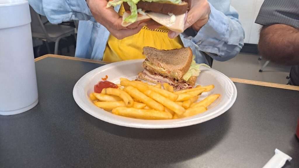 Wagon Tracks Restaurant Photo 3