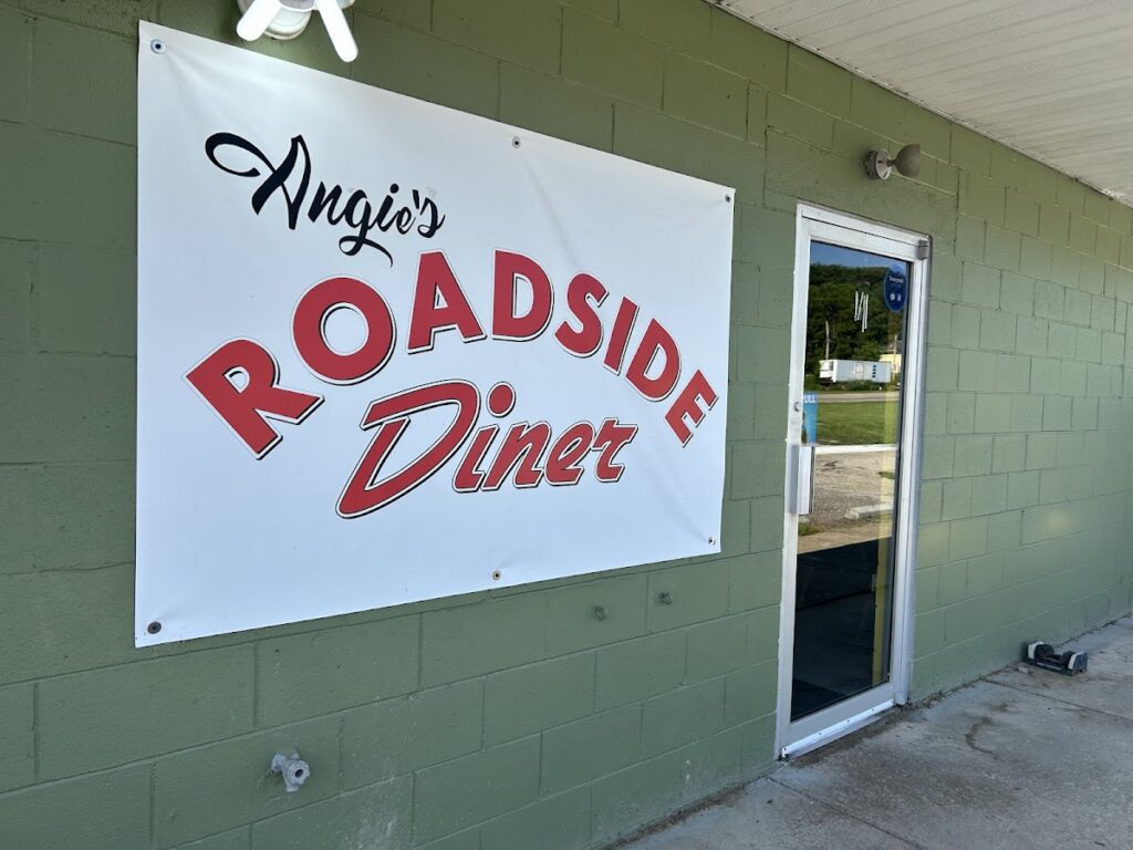 Angie’s Roadside Diner photo 4