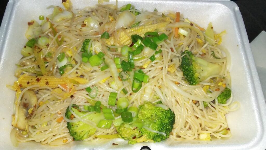 B & J Chinese Restaurant & Cold Beer photo 4