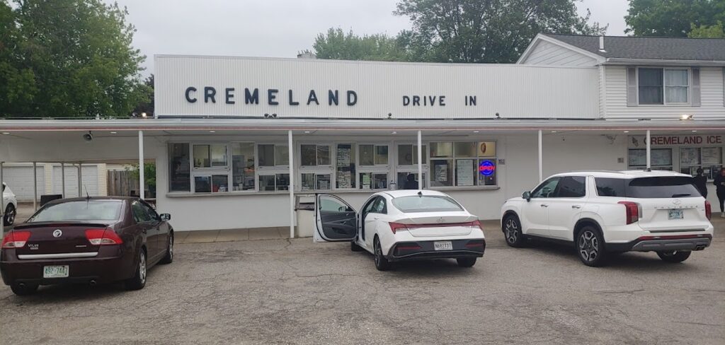 Cremeland Drive In photo 4
