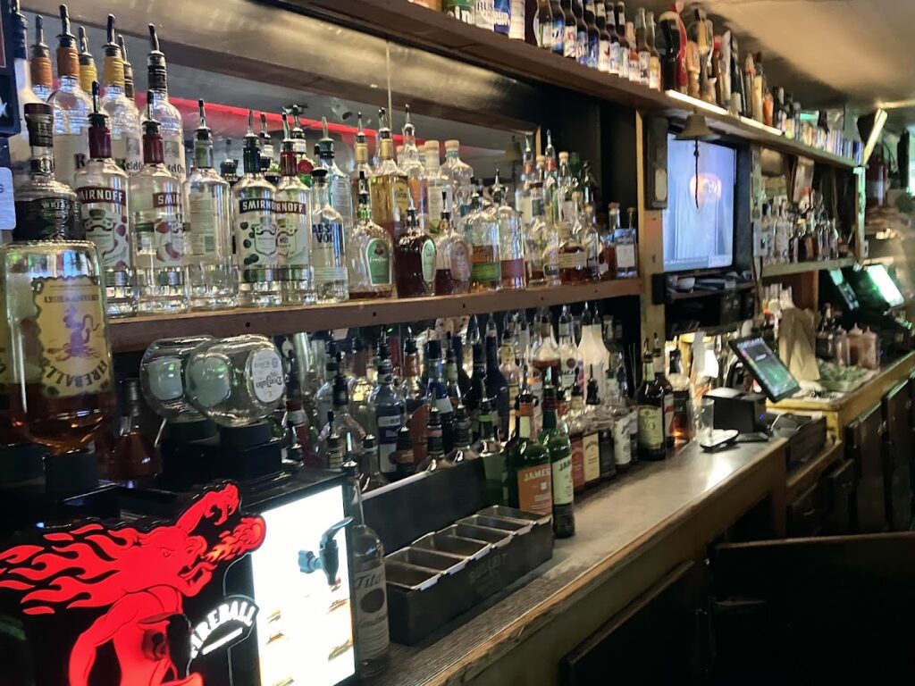 Dagwood’s Tavern & Grill photo 4