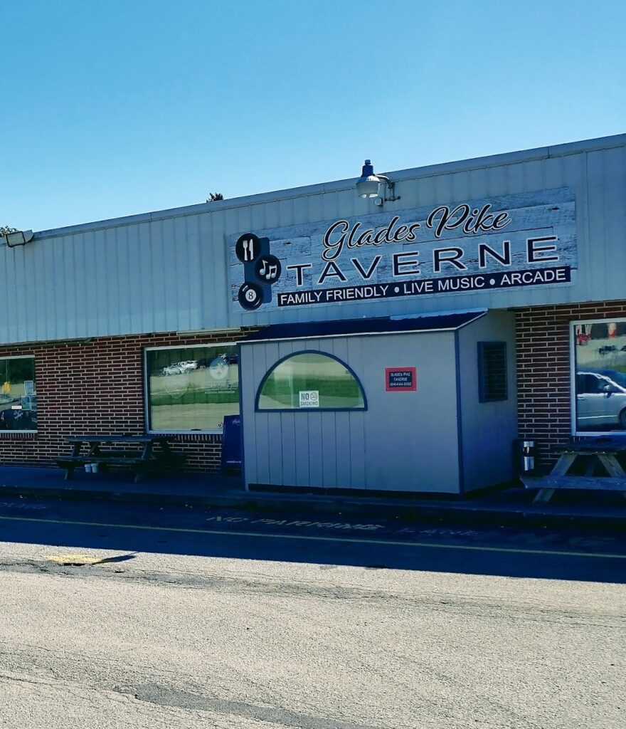 Glades Pike Taverne banner