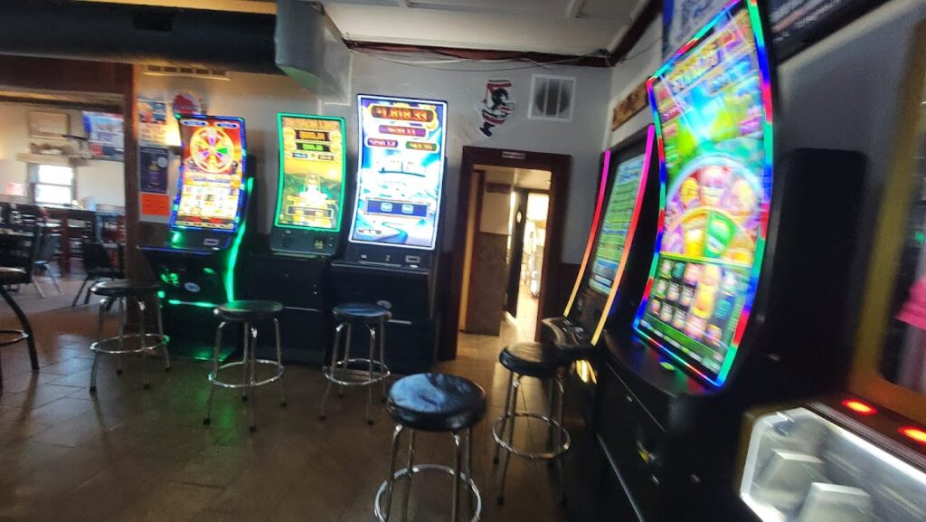 JT’s on 96 Bar and Grill photo 6