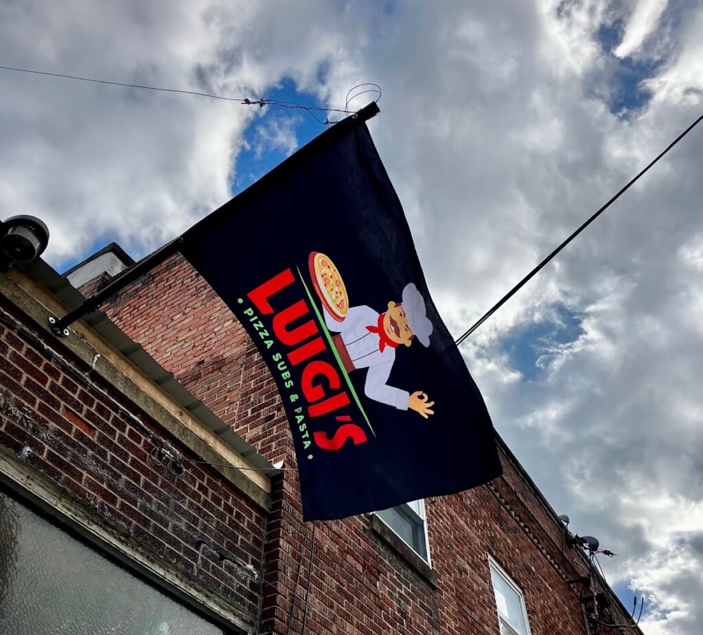 Luigi’s – Cumberland, KY photo 5