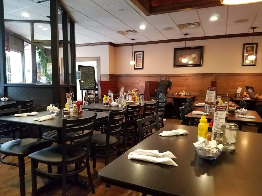 Mt. Clemens Grill banner