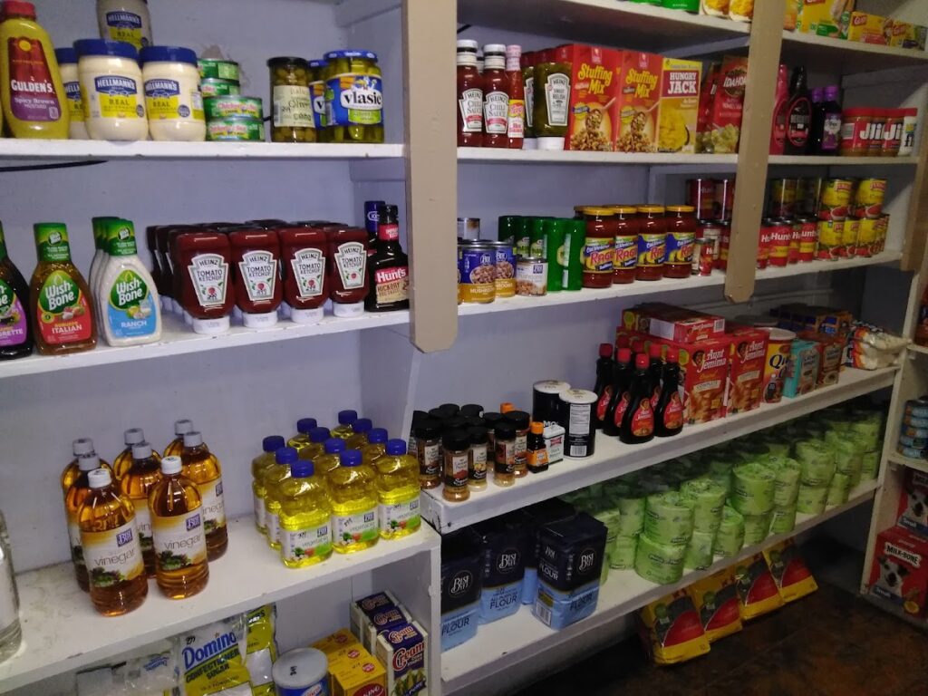 PLS Deli photo 4