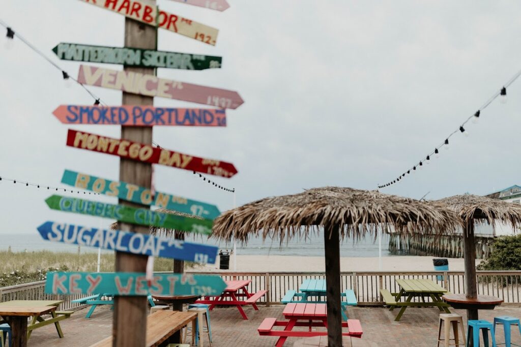 The Tiki Hut OOB photo 3