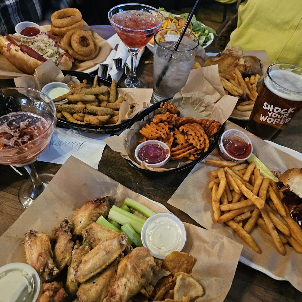 Thin Line Tavern photo 5