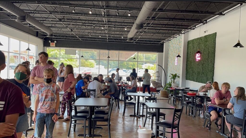 Tyummi Cafe & Pho Bowl banner